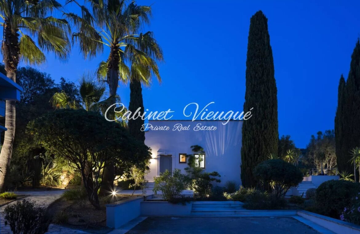 Super Sea view front of SaintTropez Luxury Real Estate